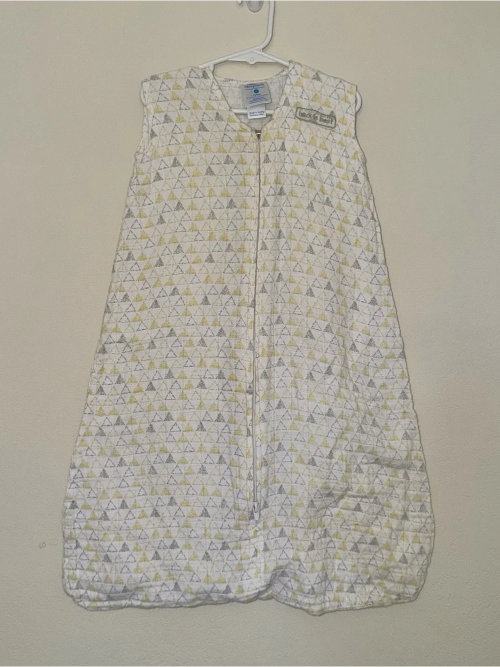 Halo Bundle of 2 Muslin Sleep Sacks Sz M (6-12 months)